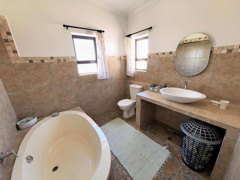 3 Bedroom Property for Sale in Dwarskersbos Western Cape